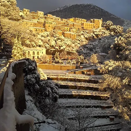 Le Ginestre Couette-café Viggianello