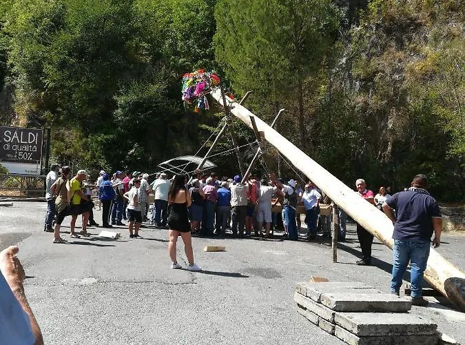 Le Ginestre Bed & Breakfast